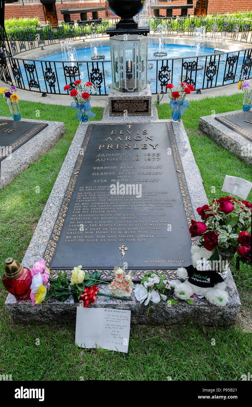Di Elvis Presley sito grave, Graceland, Memphis, Tennessee Foto Stock