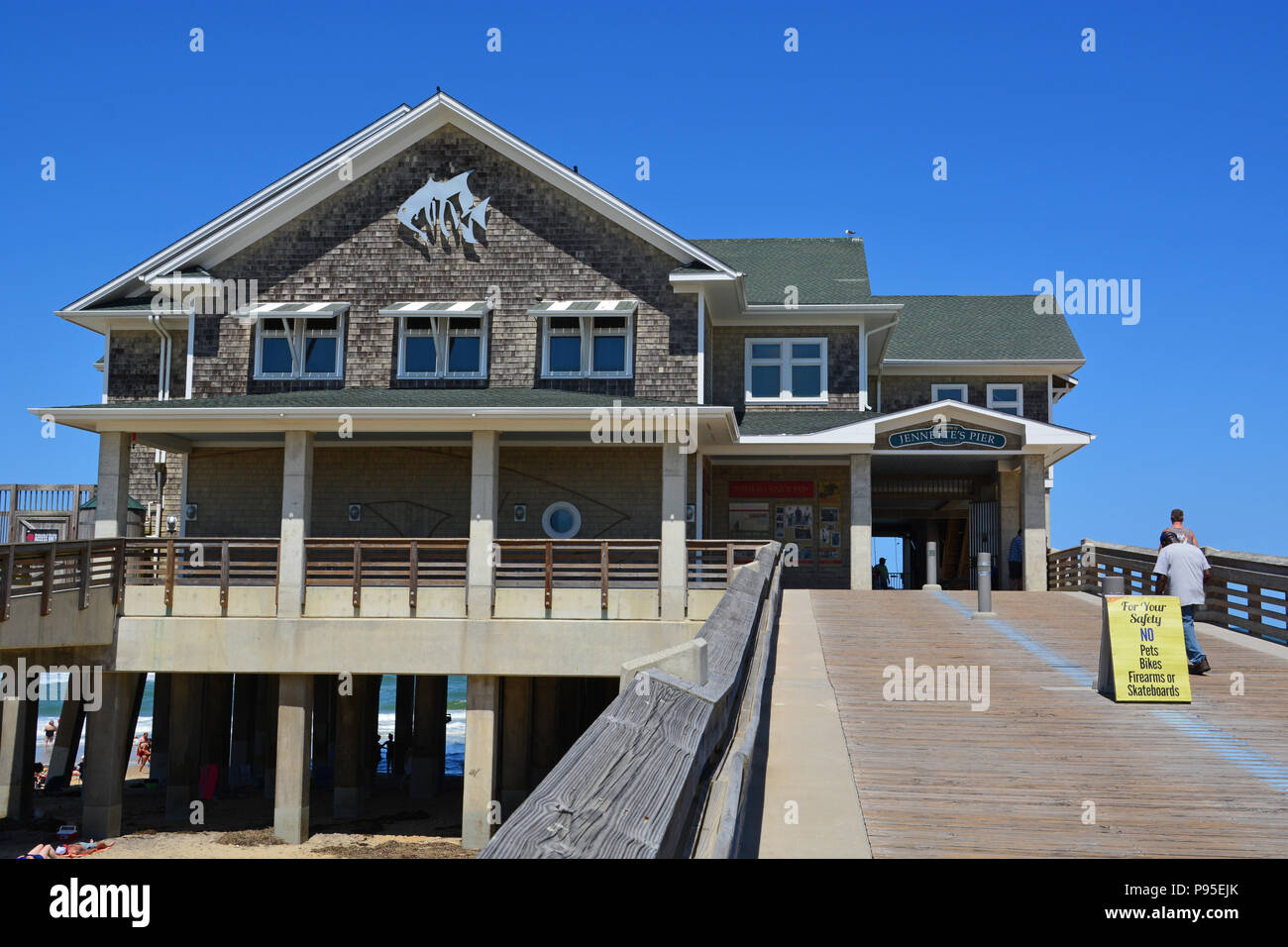 Jennette è Pier è stato infisso in Nag testa sin dal 1939. Pesantemente danneggiata dall uragano Isabel nel 2003, il molo era ricostruire nel 2011. Foto Stock