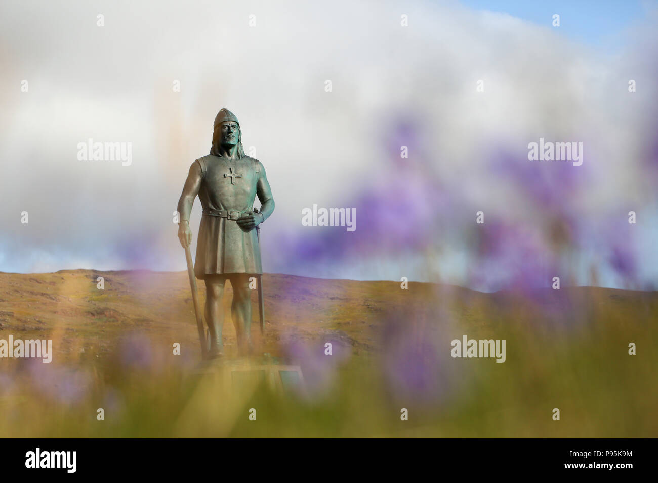 La Groenlandia, Erik il fiordo, Brattahlid, fotografia creativa di Leif Erikson statua. Foto Stock