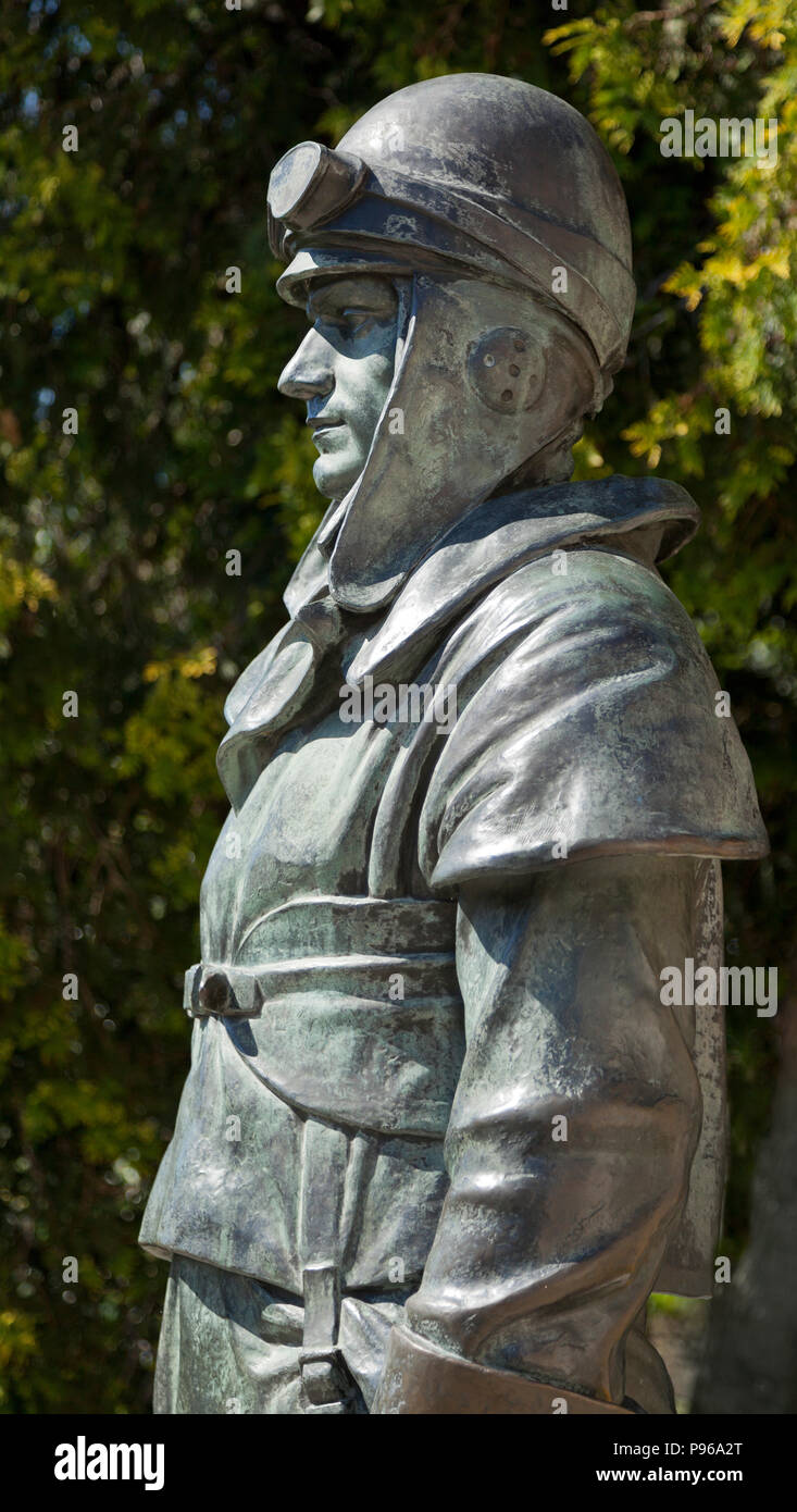 Statua di astronomo Milan Rastislav Štefánik, a Praga Štefánik di osservatorio di Petřín, Petrin Hill, Praga Foto Stock