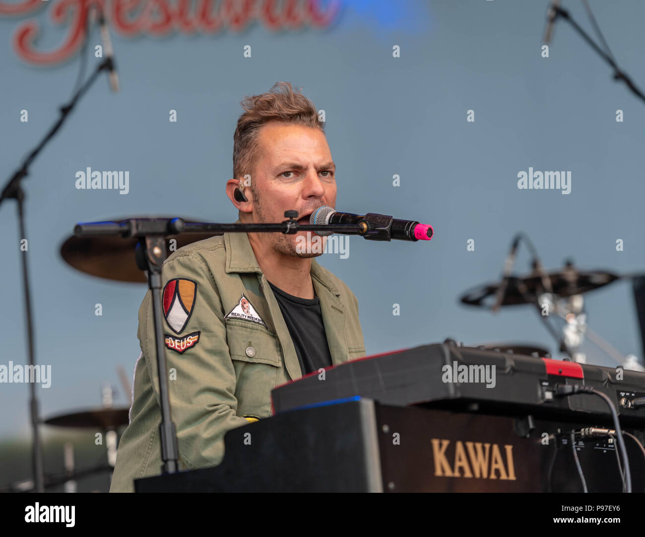 Brentwood Essex, 15 luglio 2018 Brentwood Music Festival 2018 a Brentwood Centro con il pop rock gruppo Toploader Giuseppe credito Wasbourn Ian Davidson/Alamy Live News Foto Stock