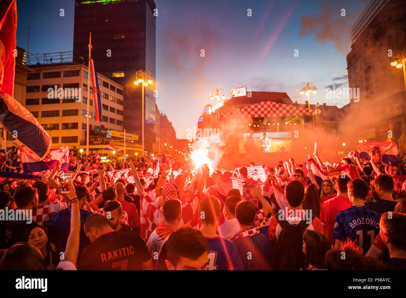 Zagabria, Croazia, Domenica, Luglio 15, 2018 celebrate secondo posto, medaglia d'argento, dal Campionato Mondiale di Calcio 2018, Russia Credito: Nino Marcutti/Alamy Live News Foto Stock