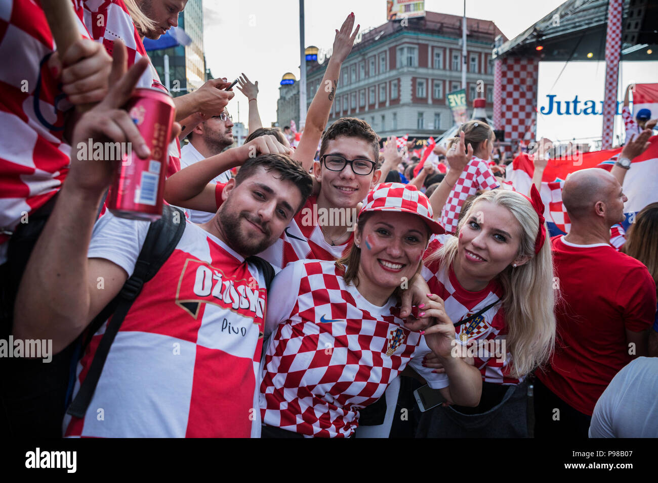 Zagabria, Croazia, Domenica, Luglio 15, 2018 celebrate secondo posto, medaglia d'argento, dal Campionato Mondiale di Calcio 2018, Russia Credito: Nino Marcutti/Alamy Live News Foto Stock