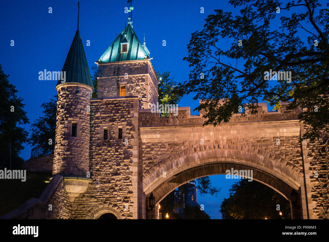 Cancello st louis in Quebec City di notte Foto Stock