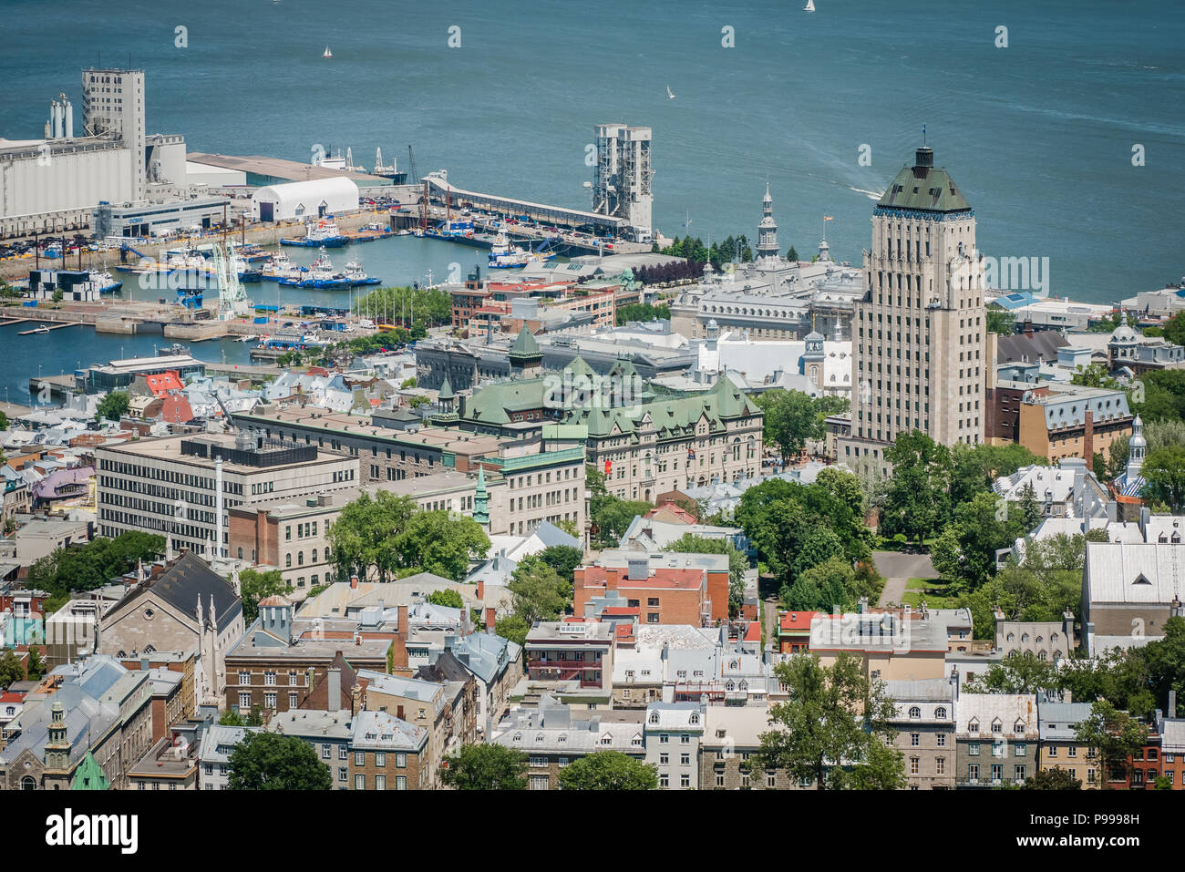 Una prospettiva aerea della città di Québec in Canada durante il giorno in estate Foto Stock