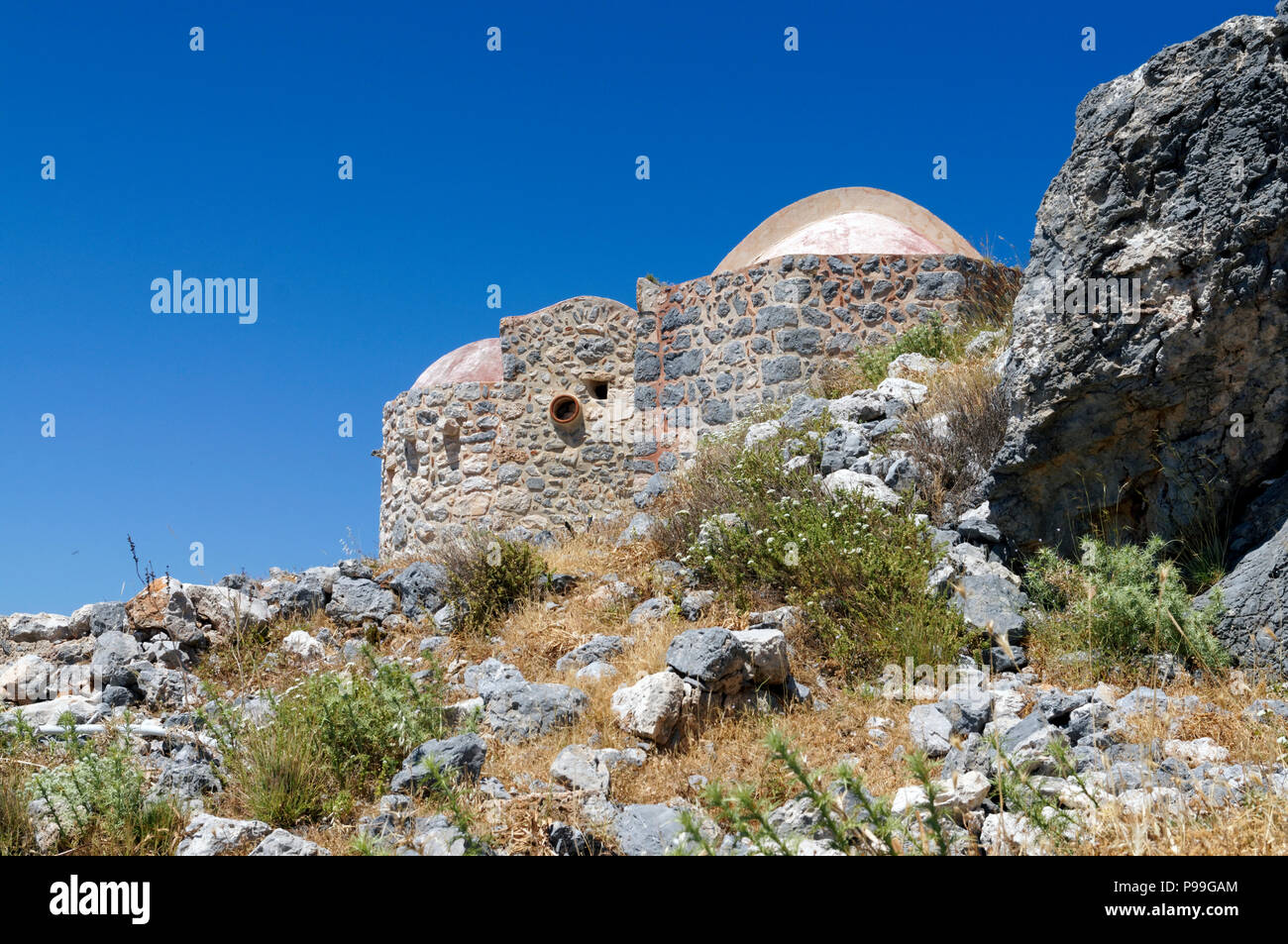 Xv-XVI secolo chiesa della Dormizione St Nicholas, la Chora, Kalymnos, isole Dodecanesi, Grecia. Foto Stock