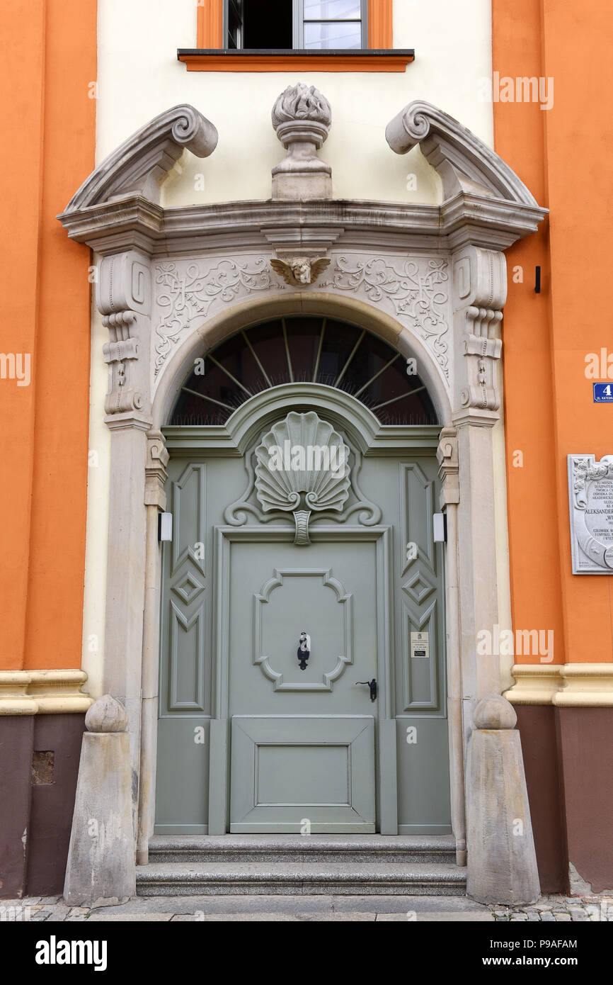 Classica porta anteriore sull isola della cattedrale di Wroclaw, Slesia, Polonia, Europa 2018 Foto Stock