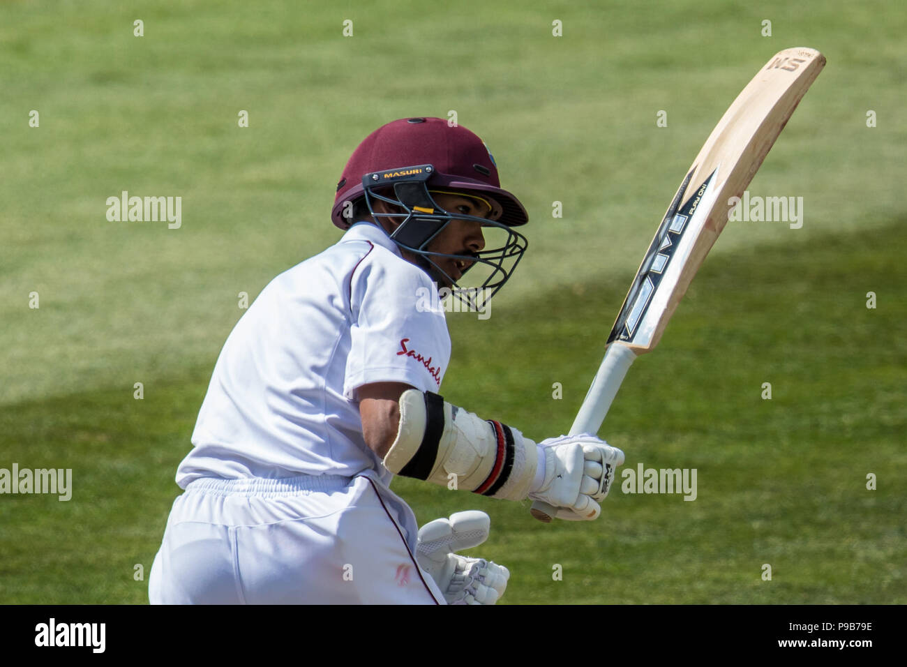 Londra, UK. 17 Luglio, 2018. Vishaul Singh alla battuta per la West Indies una touring lato contro Surrey al ovale. David Rowe/Alamy Live News Foto Stock