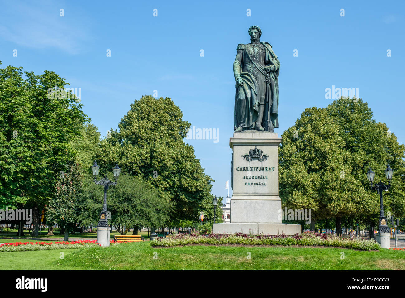 Karl Johans park con la statua del re Karl Johan XIV. Karl Johan è stato il primo re della famiglia Bernadotte. Foto Stock