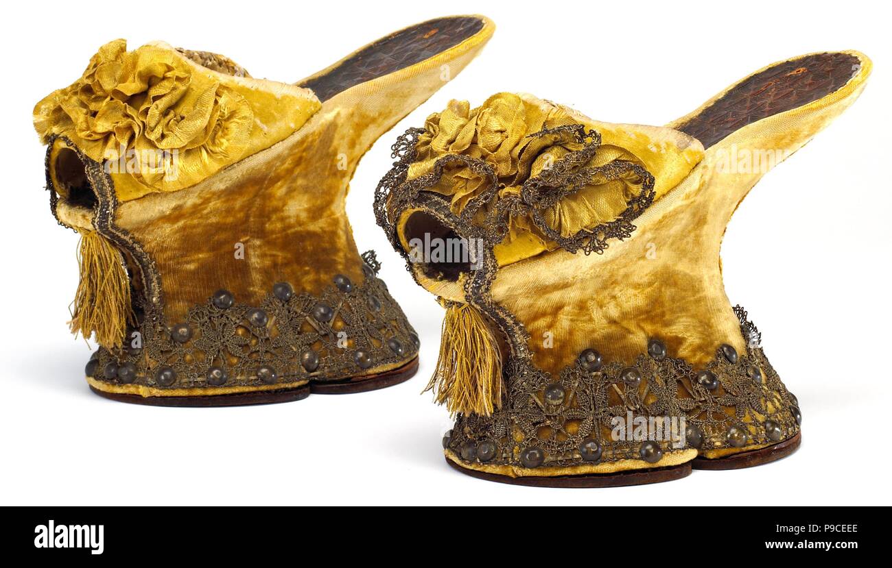 Il chopines veneziano. Museo: Bata Shoe Museum di Toronto. Foto Stock