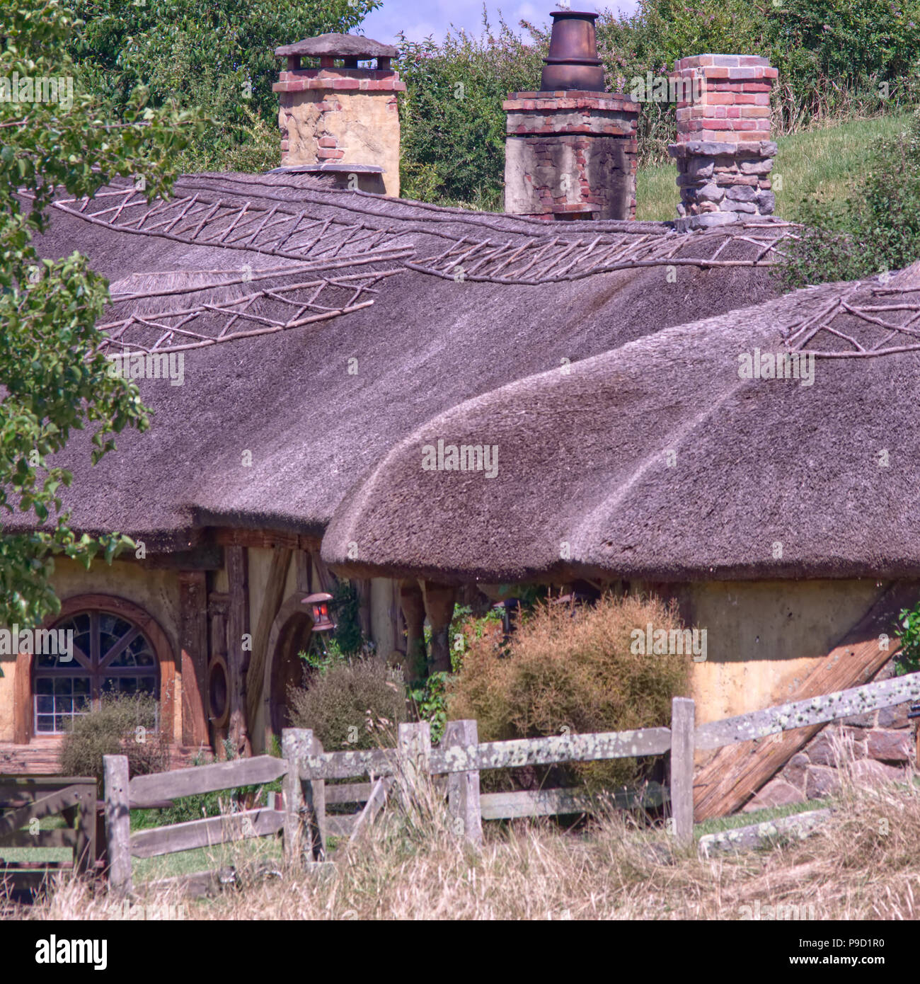 Case a Hobbiton Movie set, Matamata NZ Foto Stock