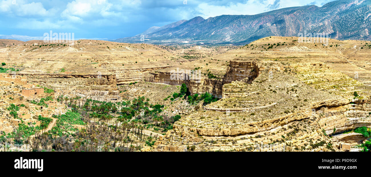 Panorama di Ghoufi Canyon in Algeria Foto Stock