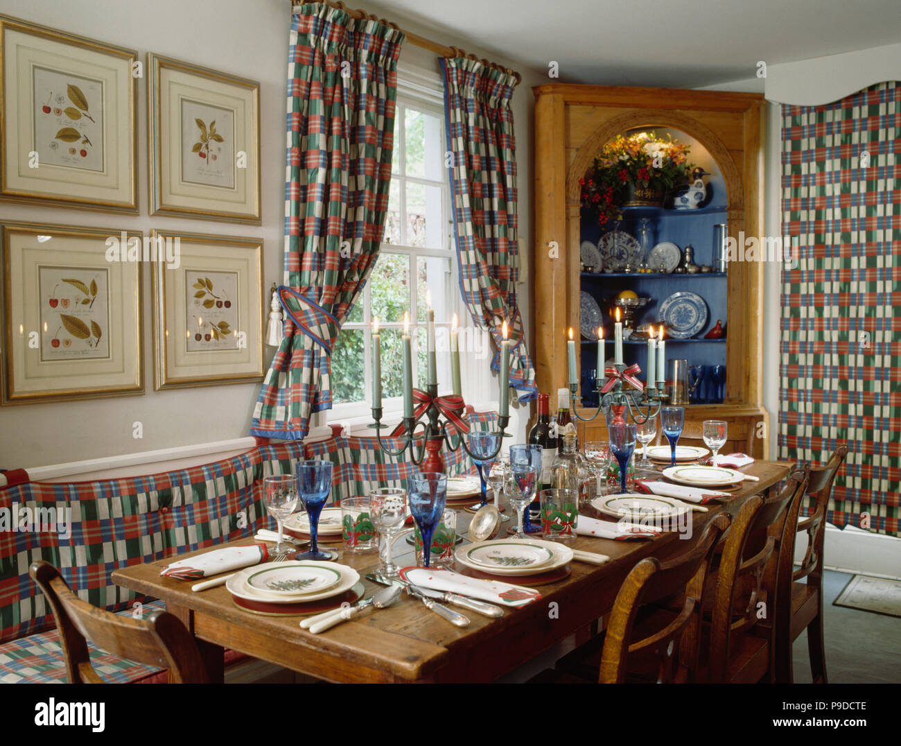 Traditional White Soft Furnishings Christmas Immagini Traditional White Soft Furnishings Christmas Immagini
