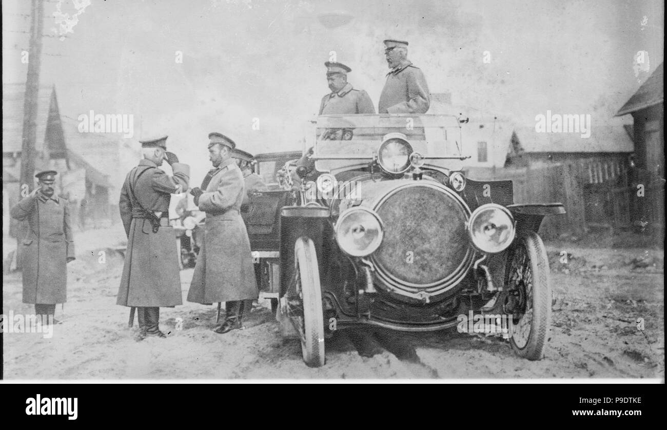 Nicola II di Russia, granduca Nicholas Nikolaevich e conteggio generale Georgi Bobrinsky nella parte anteriore. Museo: Collezione privata. Foto Stock