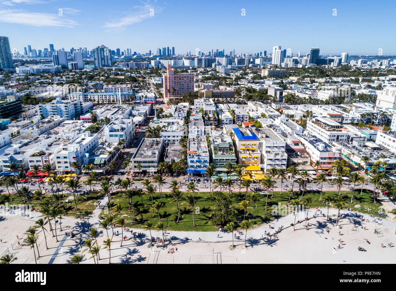 Miami Beach Florida, Ocean Drive, Lummus Park, hotel, Serpentine Trail, vista aerea dall'alto, FL18010117d Foto Stock