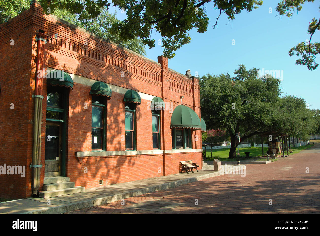 Una vecchia banca conservati presso la Dallas Heritage Village, un museo vicino al centro della citta'. Foto Stock