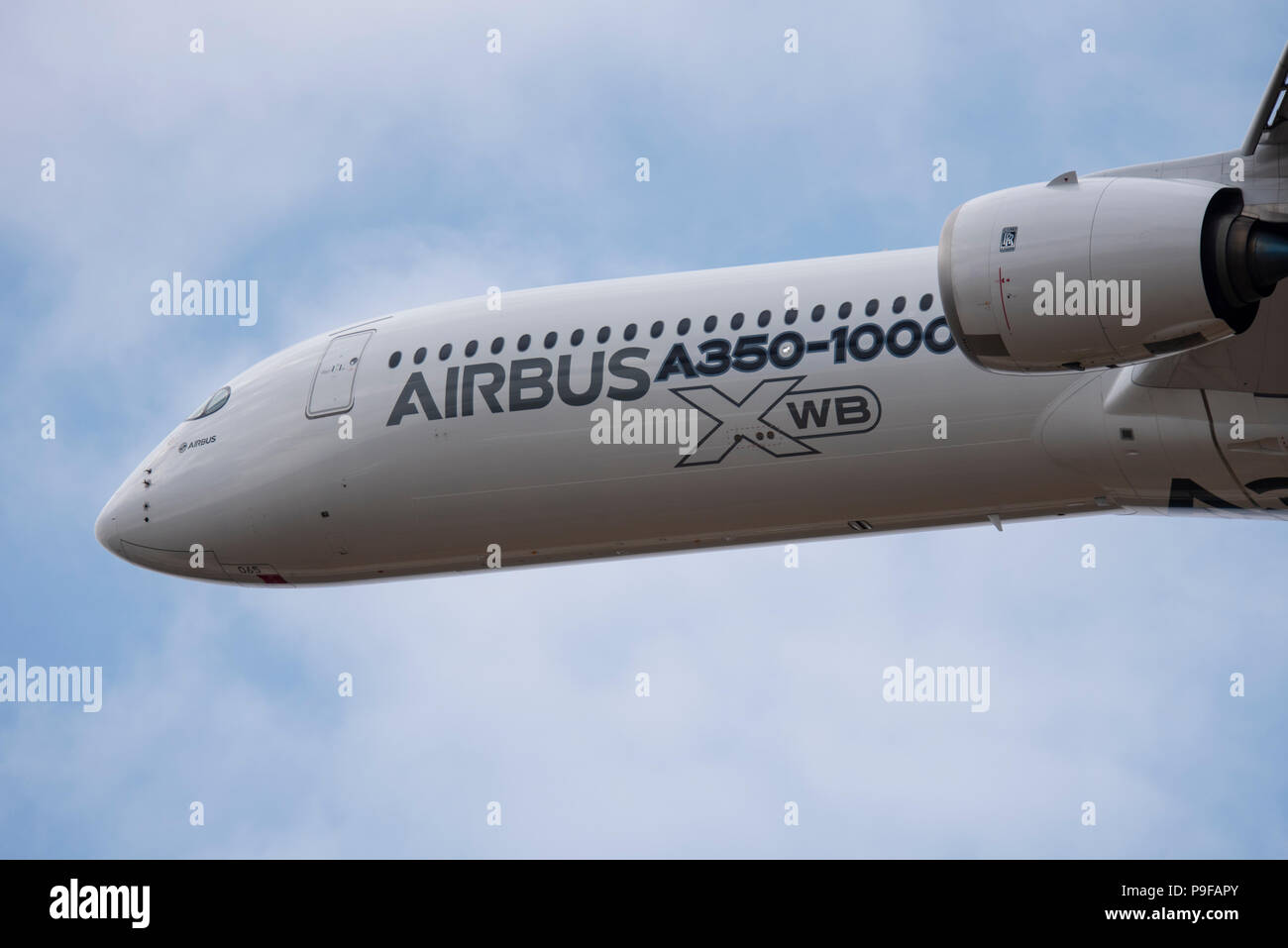 Airbus A350 -1000 aereo di linea jet aereo aeroporto di Farnborough, Hampshire, Regno Unito. Farnborough Airshow internazionale 2018. Il settore aerospaziale evento commerciale Foto Stock
