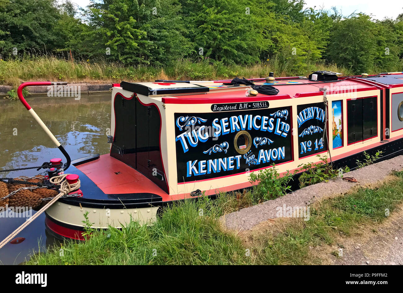 Trent e Mersey Canal, Radlett, Northwich, Cheshire anello, North West England, Regno Unito - Narrowboat, chiatta Foto Stock