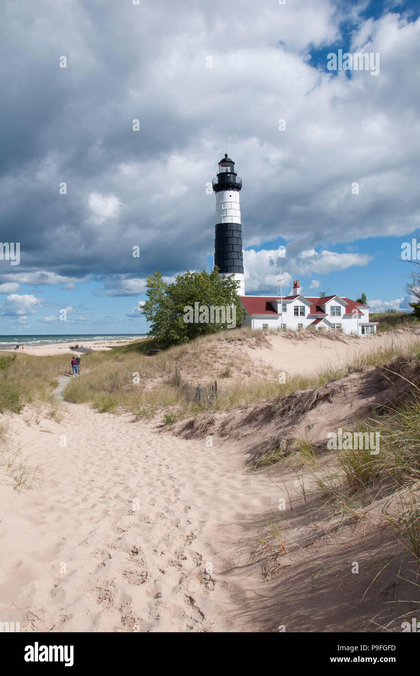 Grande Punto Sable Faro sulla riva del lago Michigan in stato Ludington parco vicino Ludington, Michigan. 112 ft in bianco e nero la torre. Foto Stock