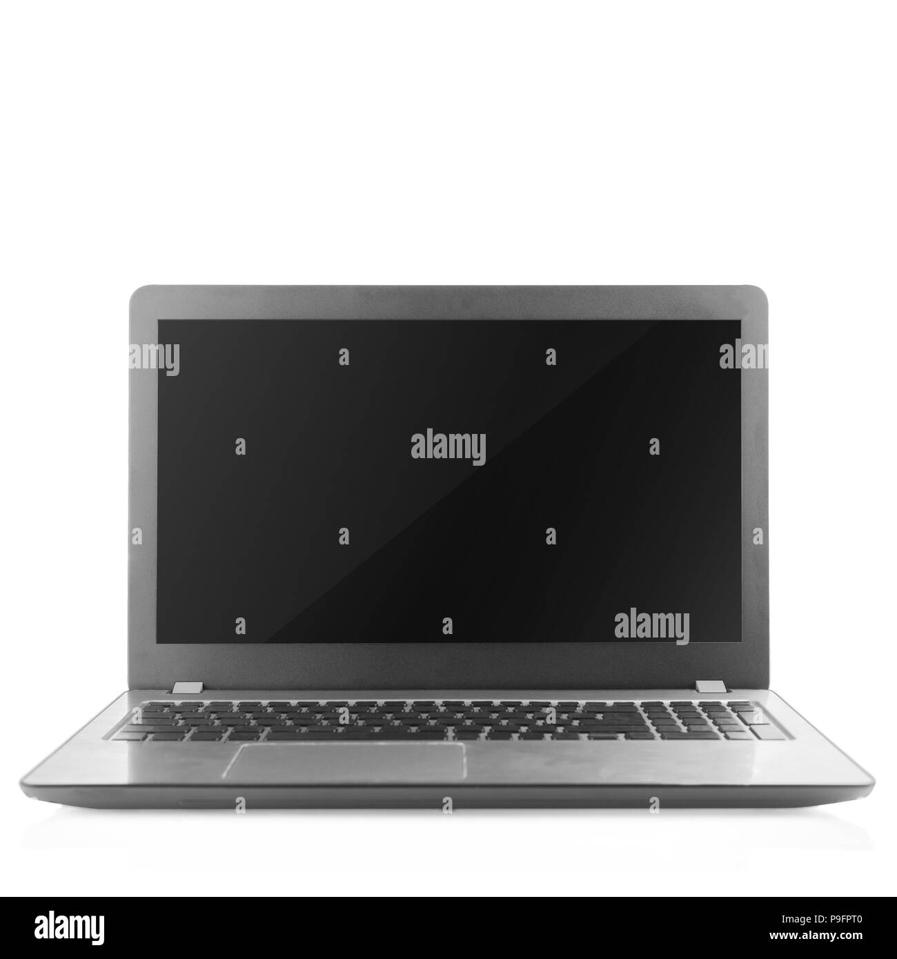 Computer portatile isolato su sfondo bianco con percorso di clipping e copia di spazio. Foto Stock