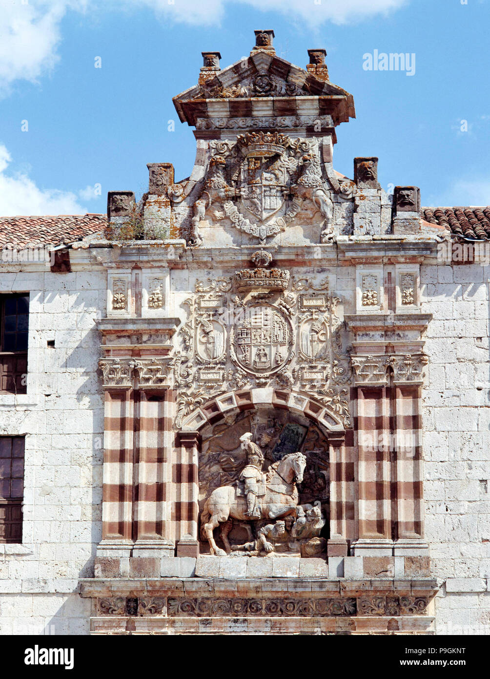 El Cid (Rodrigo Diaz de Vivar). (1043-1099), spagnolo knight, equestre figura sulla facciata del t… Foto Stock
