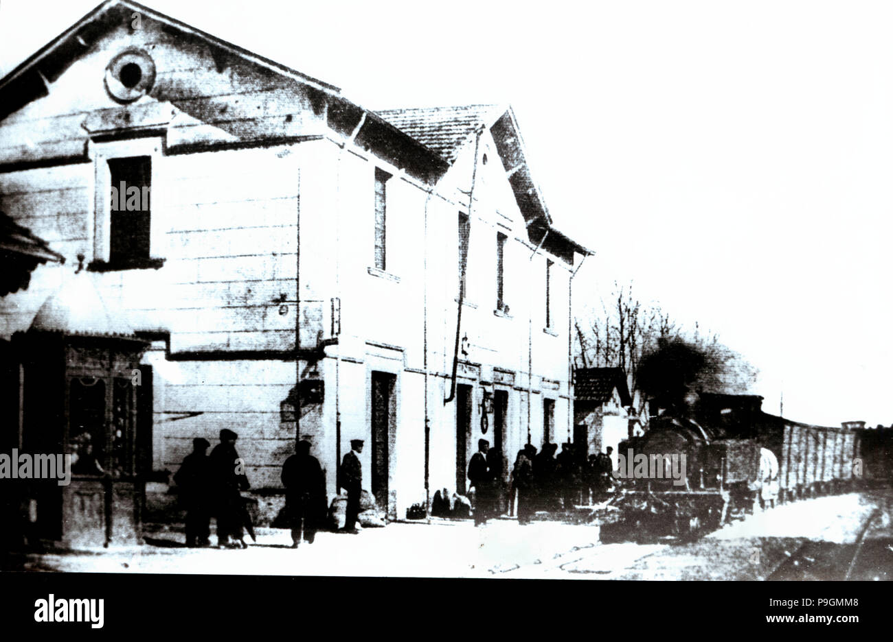 Amer stazione, la stretta via linea ferroviaria da Olot a Girona, 1910. Foto Stock