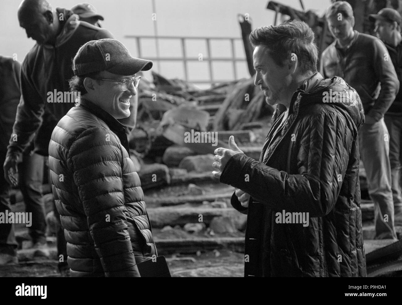 Data di rilascio: Maggio 4, 2018 Titolo: vendicatori: guerra Infinity STUDIO: Marvel Studios direttore: Antonio Russo, Joe Russo trama: i vendicatori ed i loro alleati devono essere disposti a sacrificare tutto nel tentativo di sconfiggere il potente Thanos prima del suo blitz di devastazione e di rovina mette fine all'universo. STARRING: Robert Downey Jr., Chris Hemsworth, Mark Ruffalo, Chris Evans, Benedetto Cumberbatch, Scarlett Johansson, Tom Hiddleston. (Credito Immagine: © Marvel Studios/Entertainment Immagini) Foto Stock