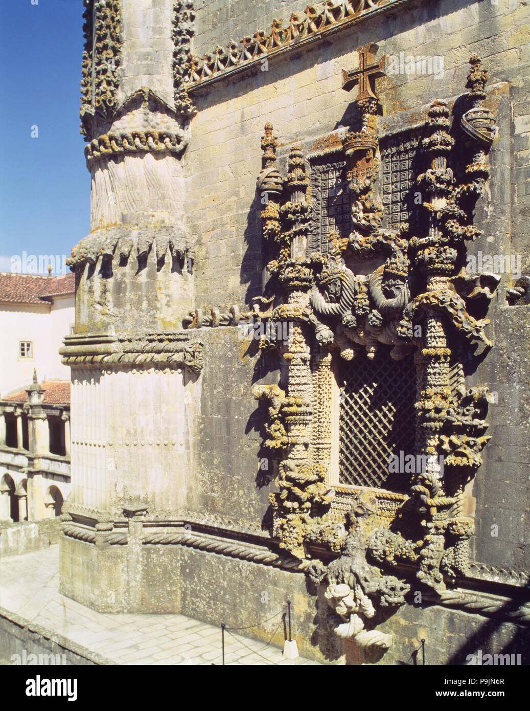 Convento di Cristo a Tomar, dettaglio della decorazione di una finestra. Foto Stock