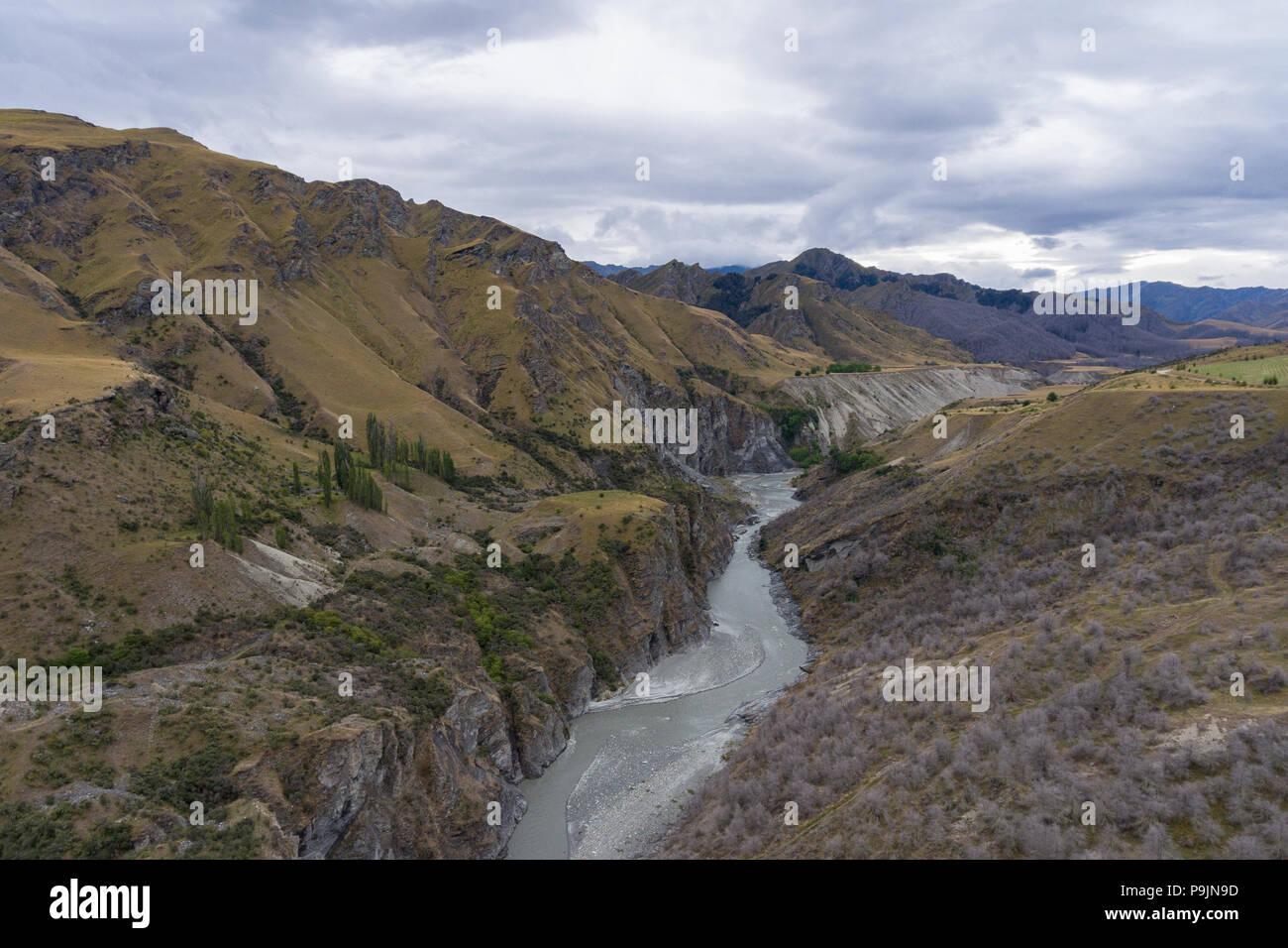 Fiume Shotover in Skippers Canyon, Queenstown, Otago, Isola del Sud, Nuova Zelanda Foto Stock
