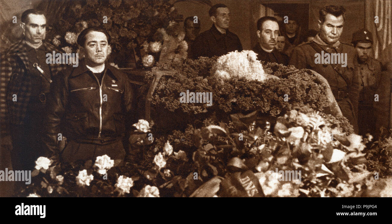 La sepoltura di Madrid di Hans Beimler, testa tedesco delle Brigate Internazionali, ucciso in combattimento def… Foto Stock