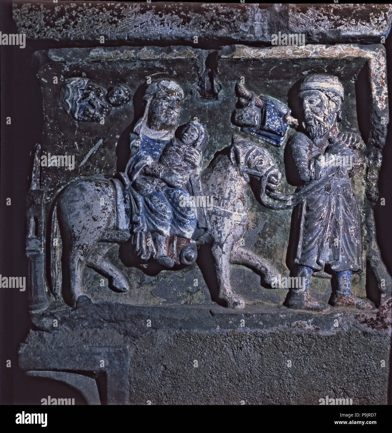Sarcofago di San Ramon nella centrale cripta della cattedrale di San Vicente de la Roda de Isáben… Foto Stock Sarcofago di San Ramon nella centrale cripta della cattedrale di San Vicente de la Roda de Isáben… Foto Stock