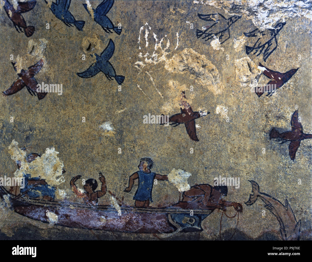Tomba della caccia e della pesca. Affresco raffigurante Uomini in una barca da pesca e uccelli, da Tarqui… Foto Stock
