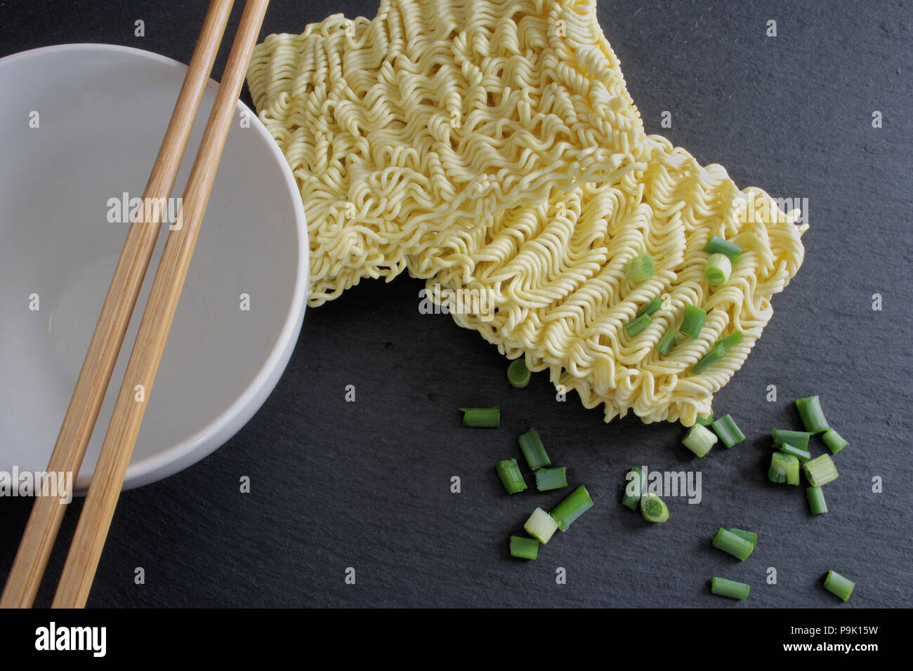 Asciugare spaghetti ramen Foto Stock
