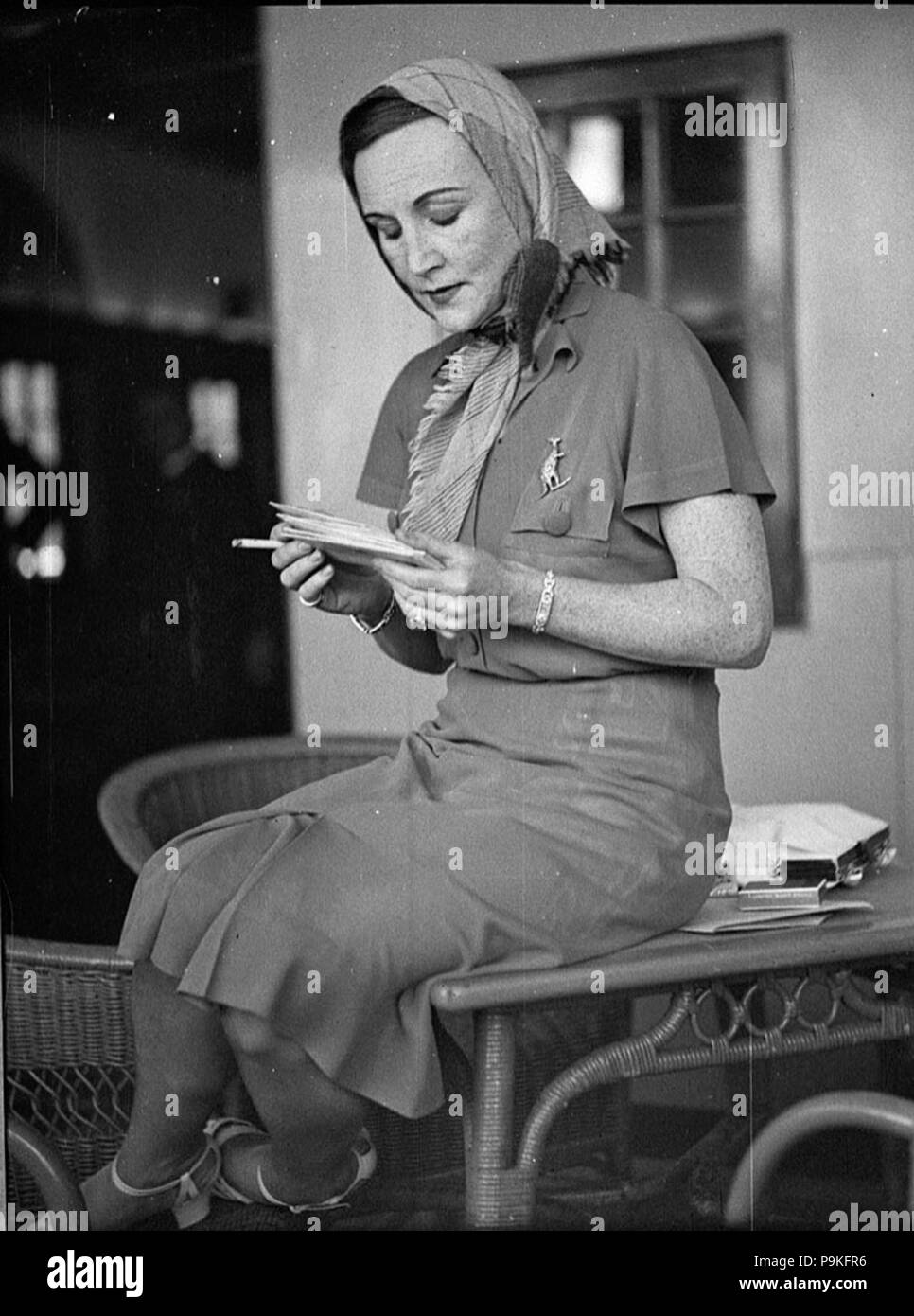 246 22912 SLNSW Arrivo di Miss Fay Compton da Melbourne Foto Stock