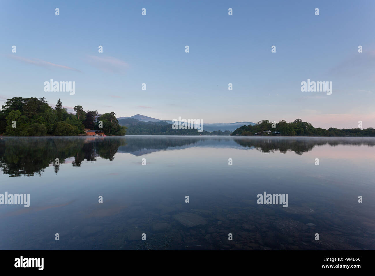Derwentwater mattino , Keswick, Cumbria, nel distretto del lago, REGNO UNITO Foto Stock