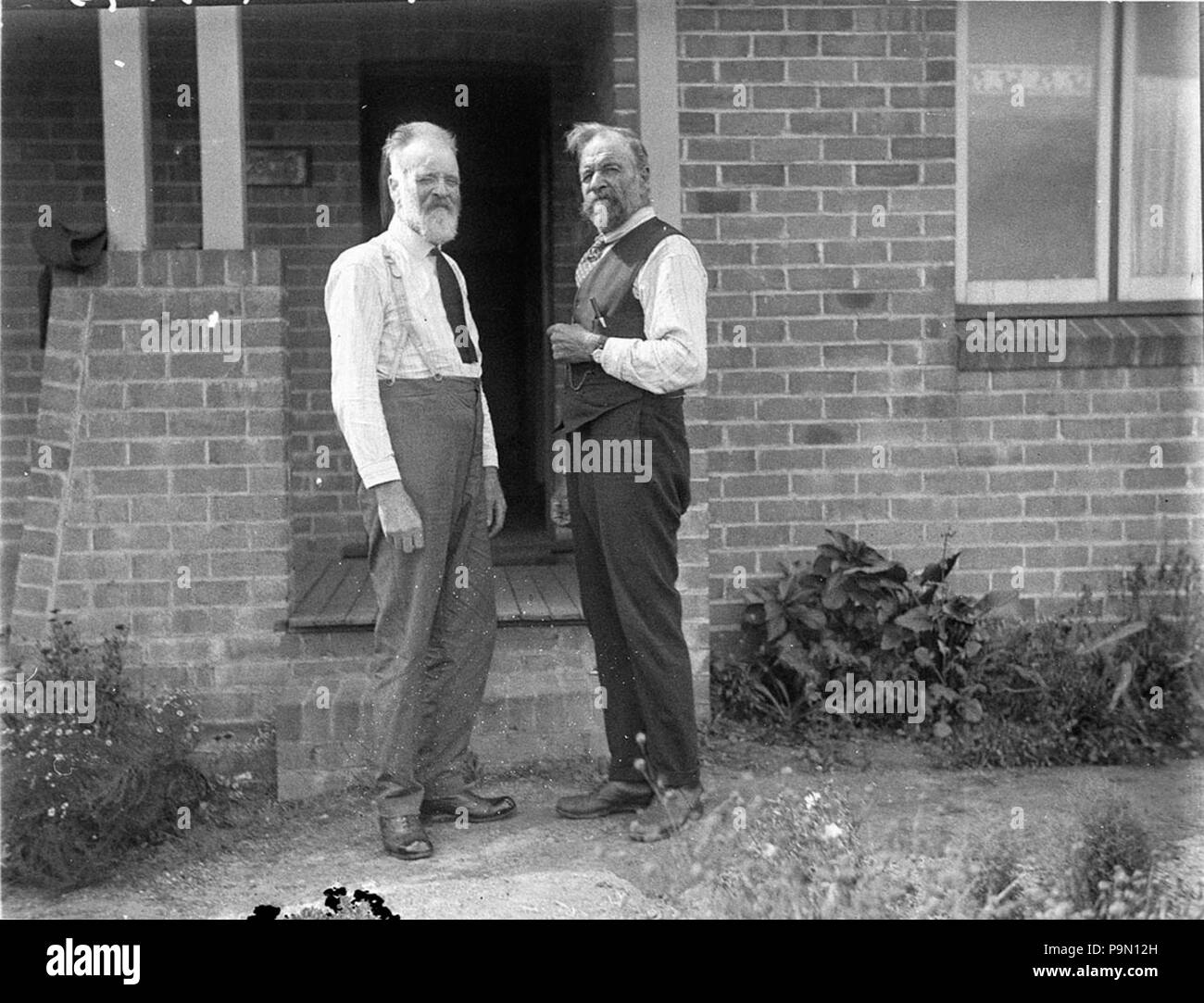 298 SLNSW 9783 William Tom John Lister a piena lunghezza closeup Foto Stock