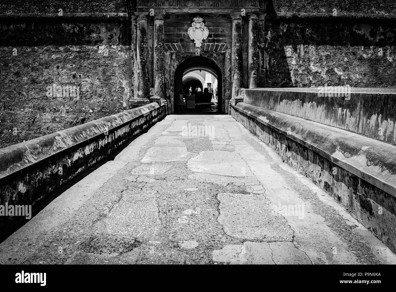 San Juan, Porto Rico - 02 Aprile 2014: ingresso nella storica Castillo San Felipe del Morro nella vecchia San Juan, Puerto Rico. Foto Stock