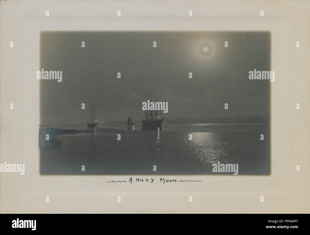 81 Un vago luna (HS85-10-16951) Foto Stock