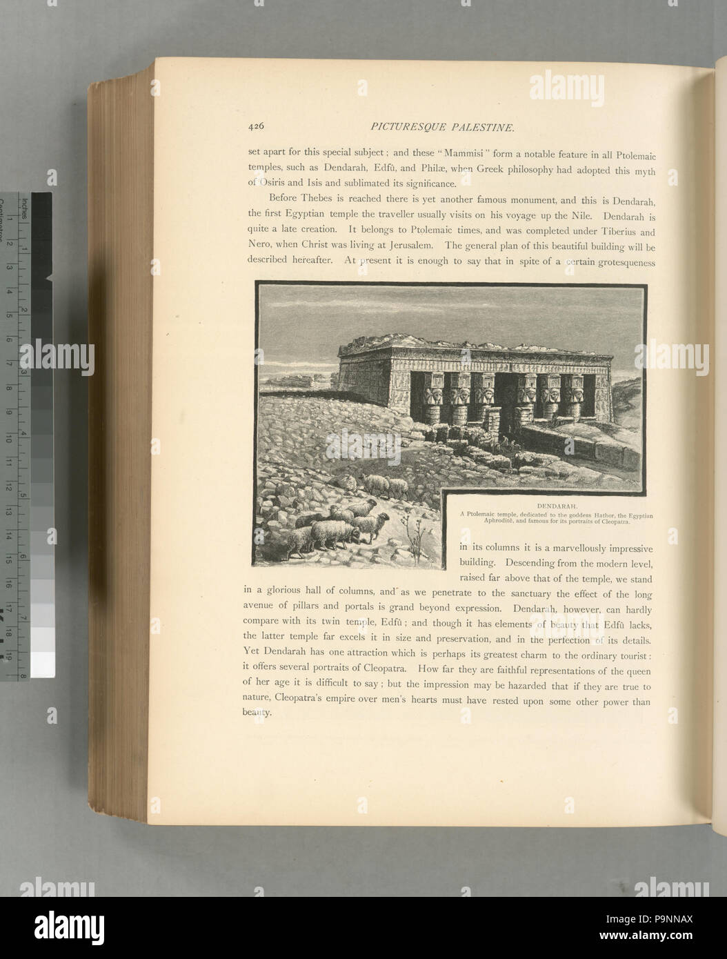 87 un tempio tolemaico, dedicato alla dea Hathor, egiziane di Afrodite, e famosa per il suo ritratto di Cleopatra (NYPL b10607452-80836) Foto Stock