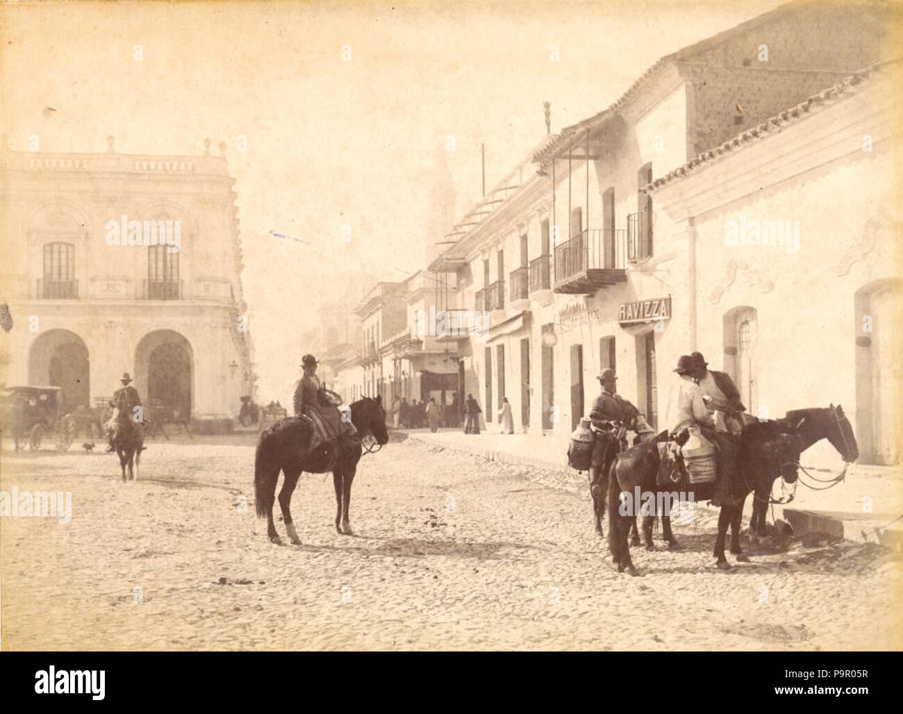 148 Archivo General de la Nación Argentina 1890 aprox Salta, calle Caseros Foto Stock