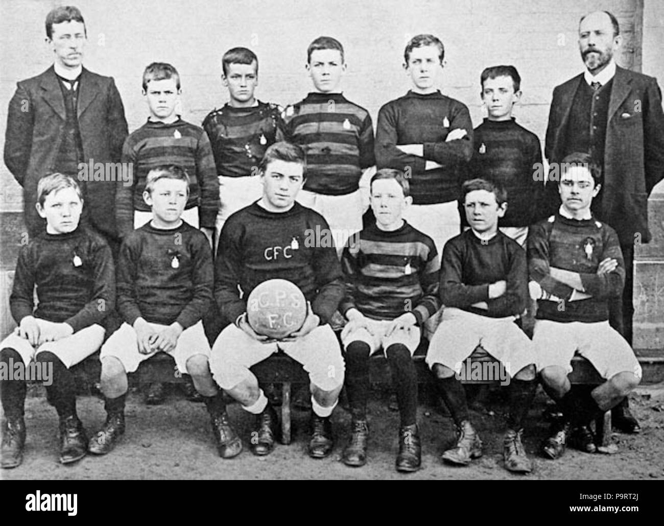 281 Carlingford scuola pubblica Football Club Barlow vincitori di medaglie 1905 Foto Stock
