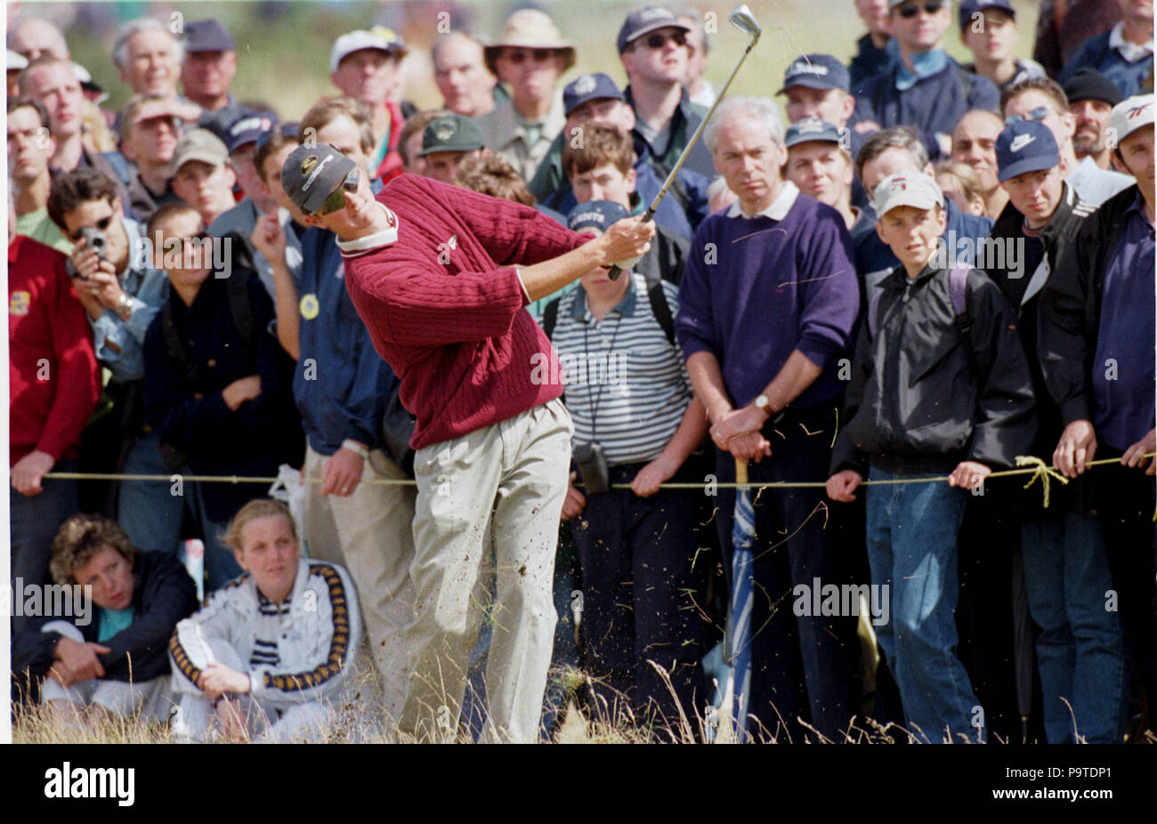 SOUTHPORT, INGHILTERRA 16-19 luglio 1998. Golfista inglese Justin Rosa nel 1998 British Open di Golf Championships. Come un dilettante ROSE legato per la quarta posizione a 127Open Championship tenutosi presso il Royal Birkdale Golf Club di Southport, Inghilterra. Dopo 20 anni, egli è preferito per prendere il 2018 aperta a Carnoustie Championship Course in Scozia. ©Jayne Russell/ Alamy Stock Photo Foto Stock