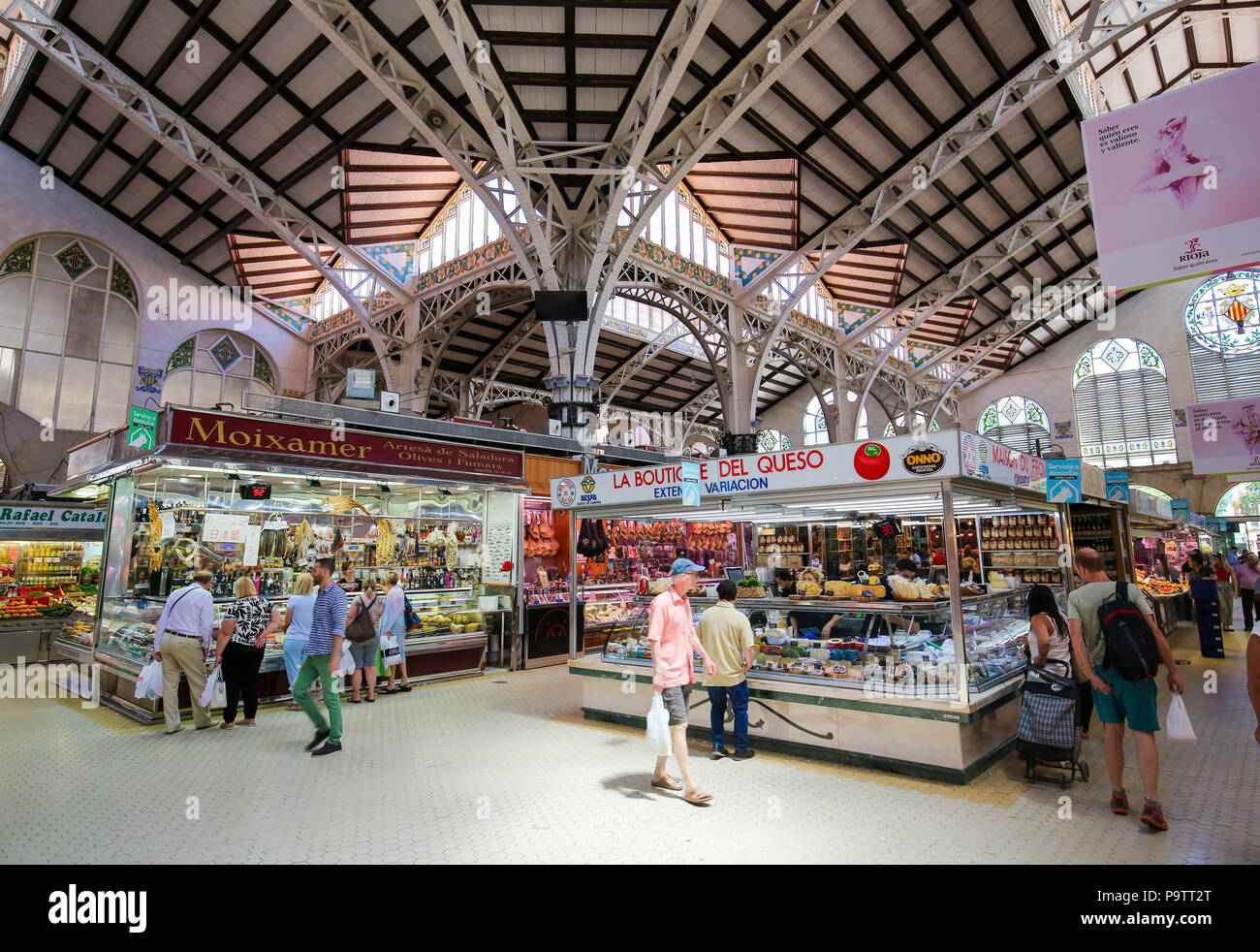 Mercado Central o Mercat Central è un mercato pubblico situato nella zona centrale di Valencia, Spagna, e di un primo esempio di Valencian Art Nouveau Foto Stock