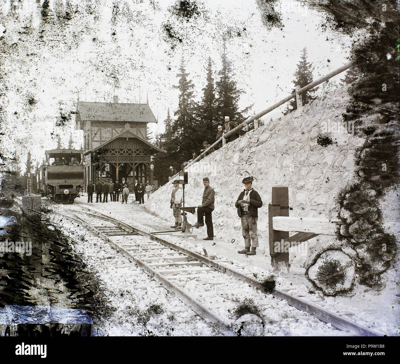 360 Csorbatói Fogaskerekű Vasút, Csorbató állomás. Fortepan 86429 Foto Stock