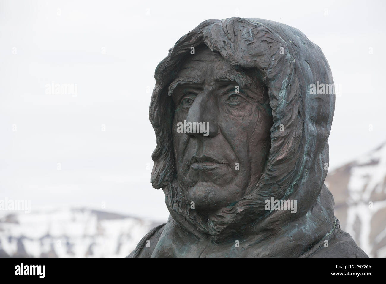 Statua di Roald Amundsen a Ny Ålesund-Isole Svalbard Foto Stock