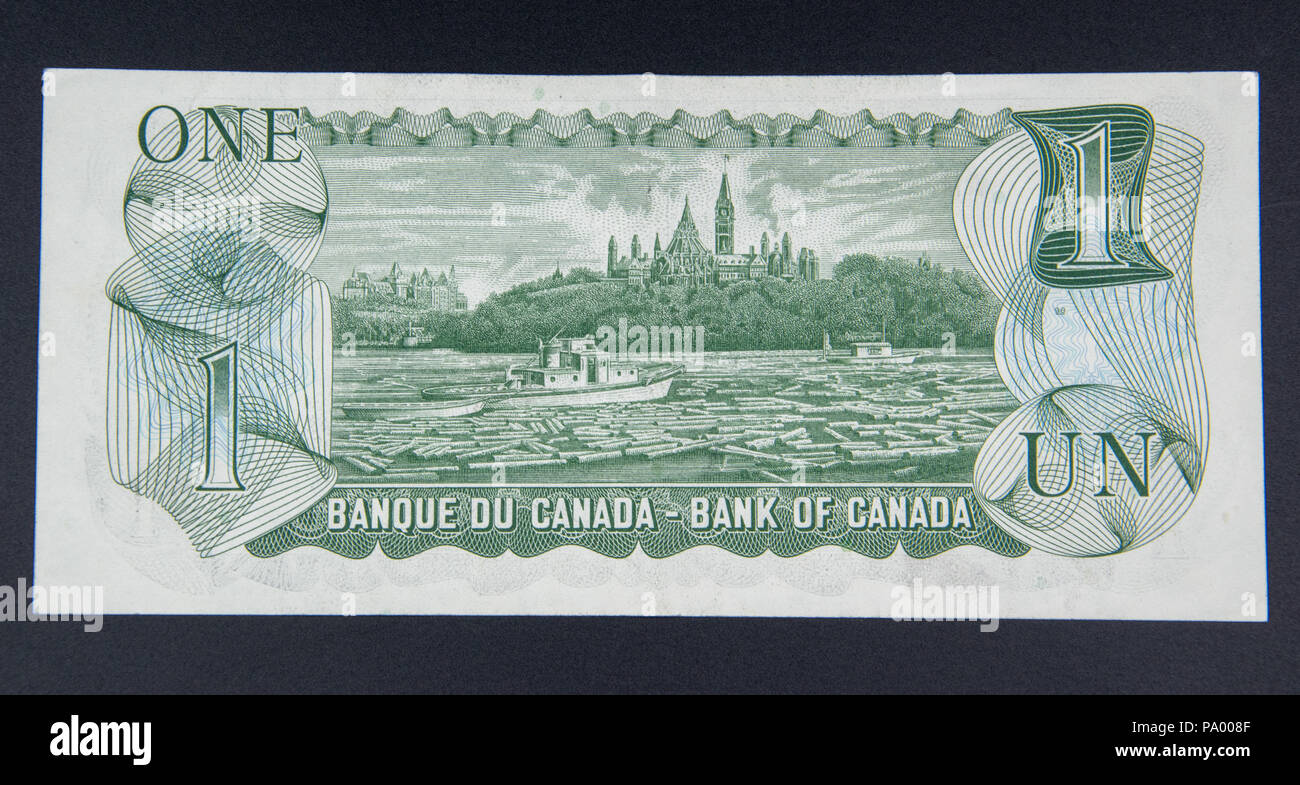 $1 Scene della banca del Canada prima nota fatta circolare nel 1970 e sostituito nel 1986. Progettata per essere più resistente contraffatte. Il $1 bill raffigura il parlia Foto Stock