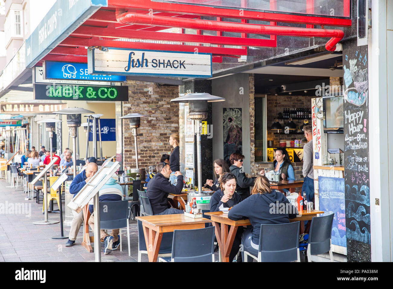 Ristoranti e bar nella spiaggia di Manly, Sydney, Australia Foto Stock