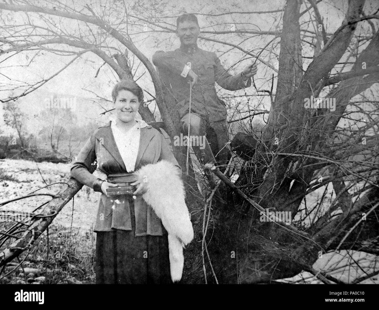 652 Prima Guerra Mondiale, il corteggiamento, uomo e donna, sorriso, Fortepan uniforme 7944 Foto Stock