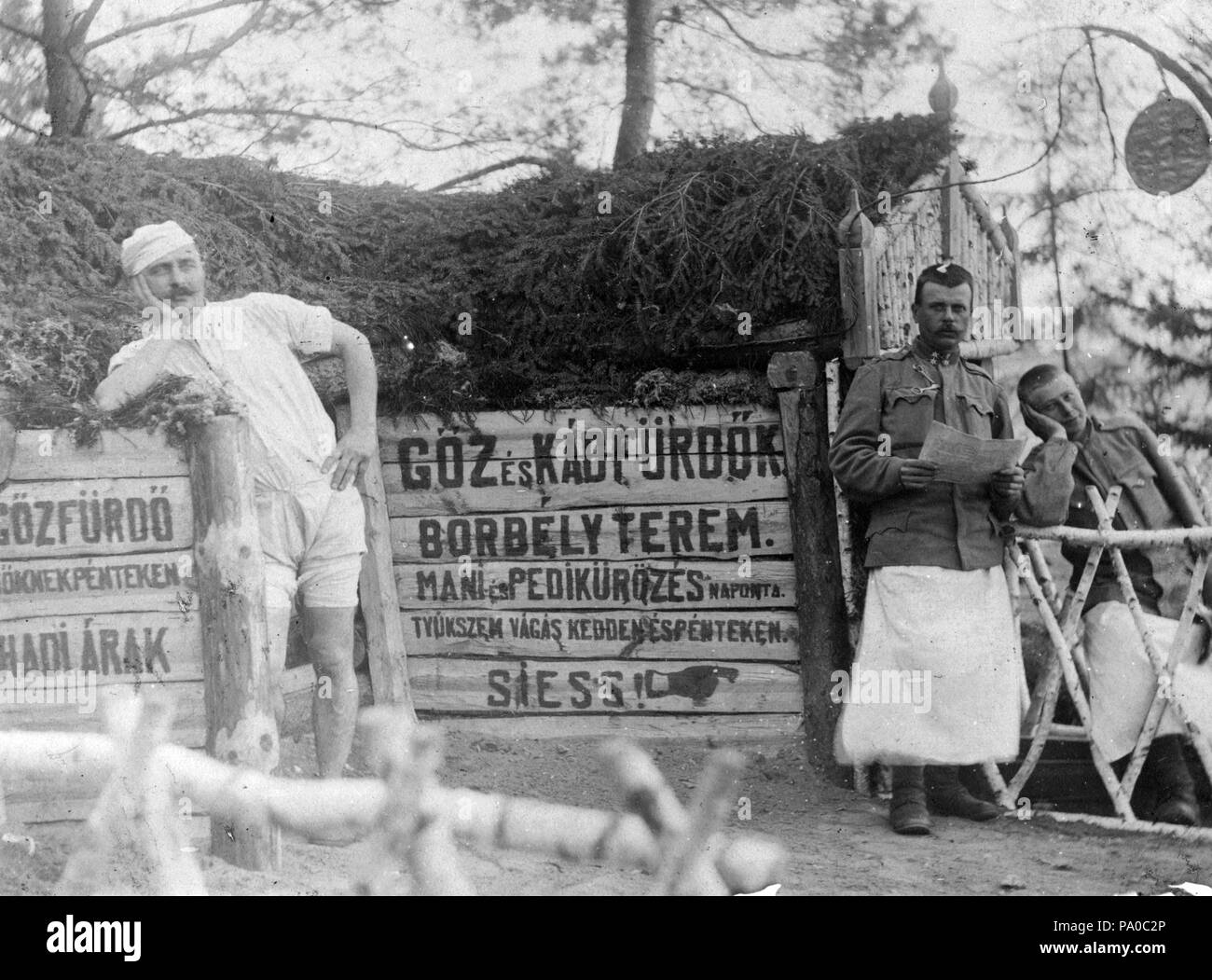 653 Prima Guerra Mondiale, tableau, uomini, uniforme, jesting Fortepan 25065 Foto Stock