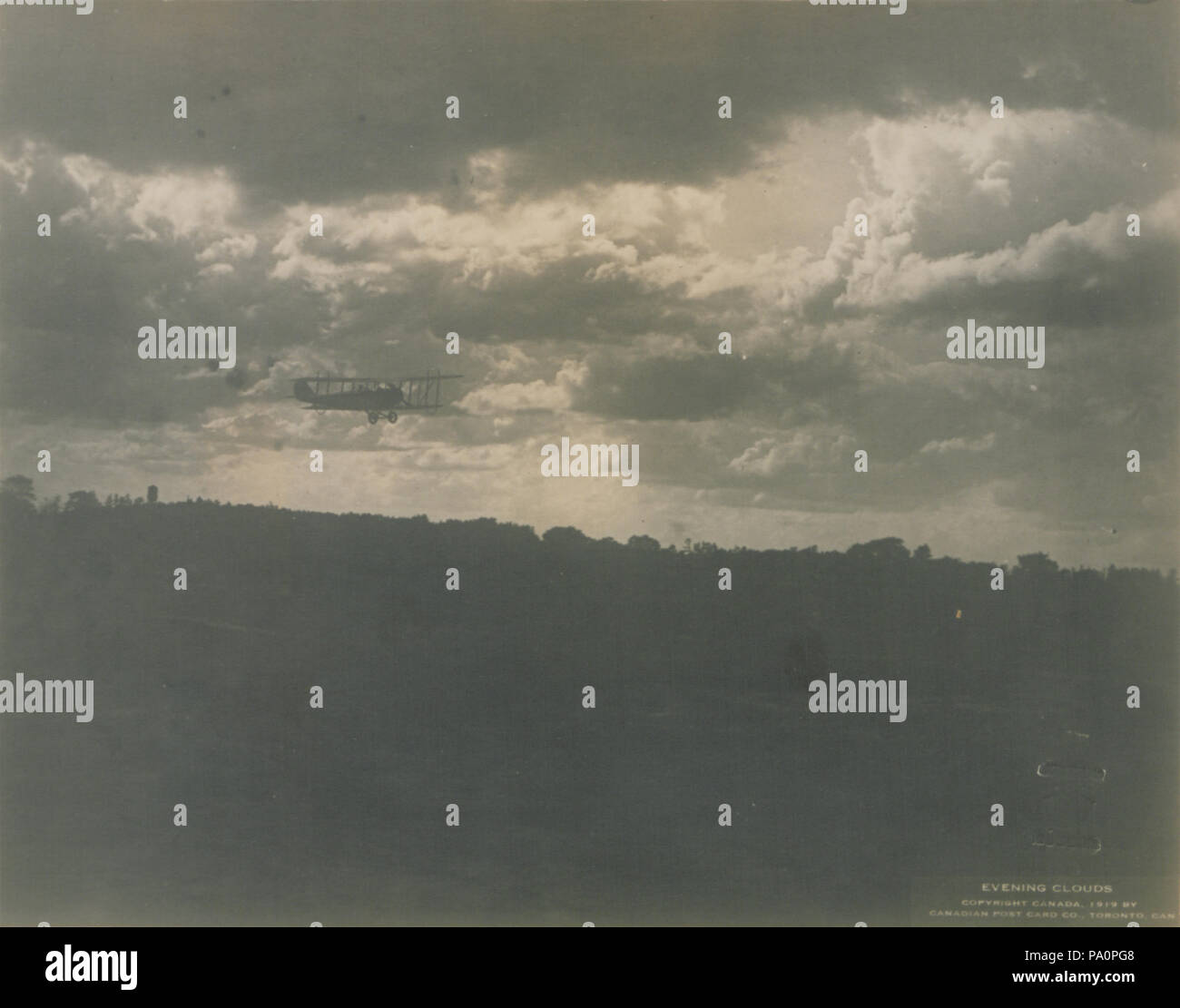 630 Sera nuvole (HS85-10-35236) Foto Stock